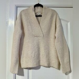 Vince Soft Cream Boucle V-Neck Sweater Size Small